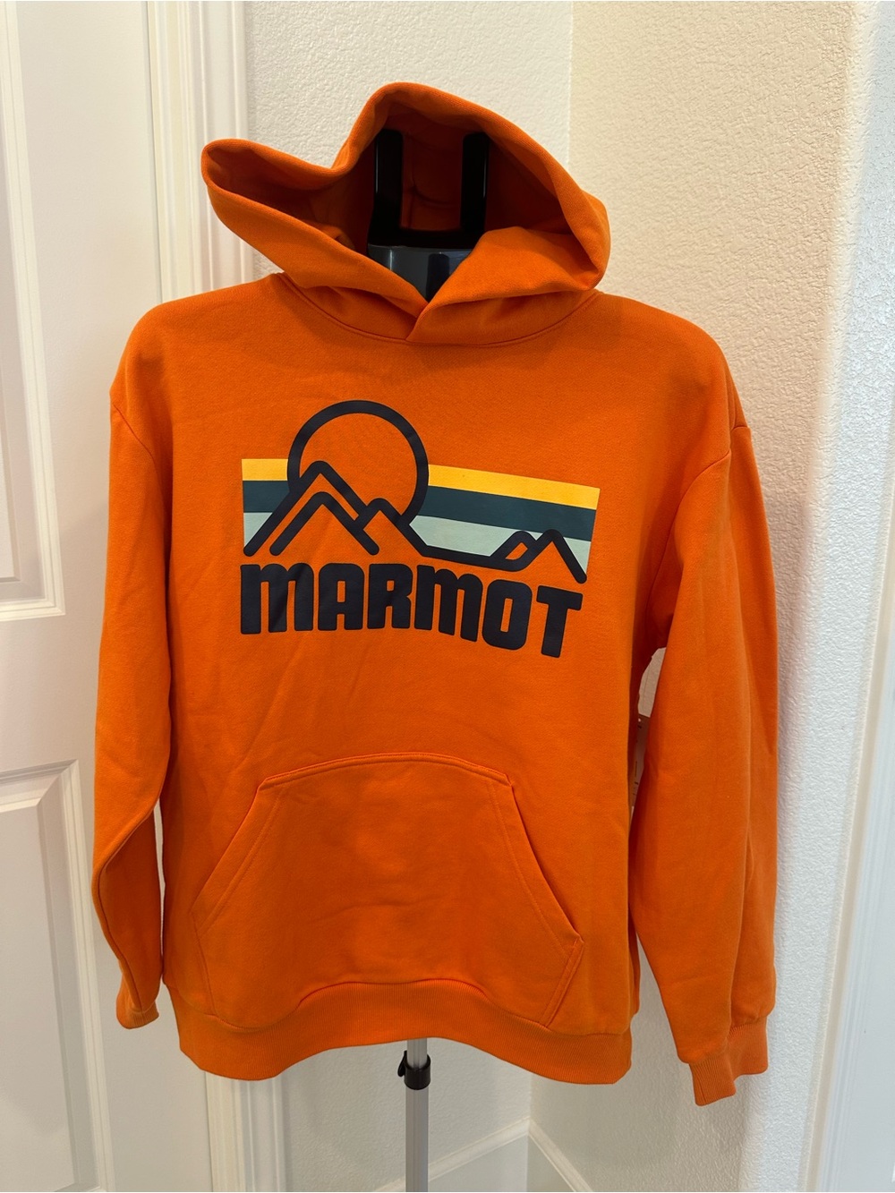 NWT Marmot Men’s Coastal Hoodie with Mountain Logo size M